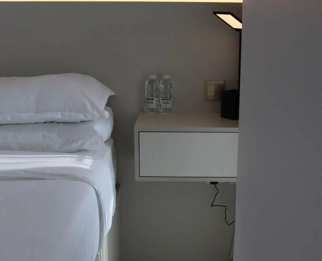 1 Bedroom Luxury Apt By Aj Aljada シャルジャ 0*,  アラブ首長国連邦